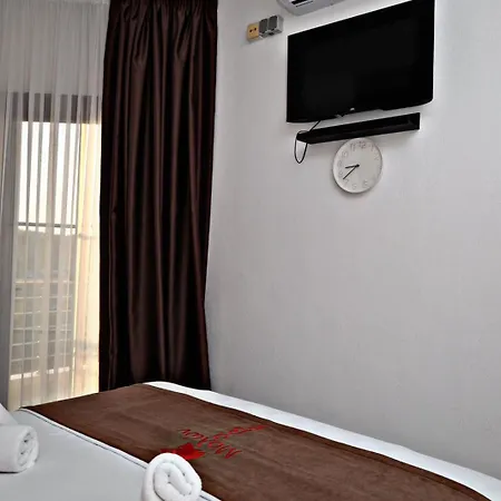 Molon Lave Hotel Nea Roda